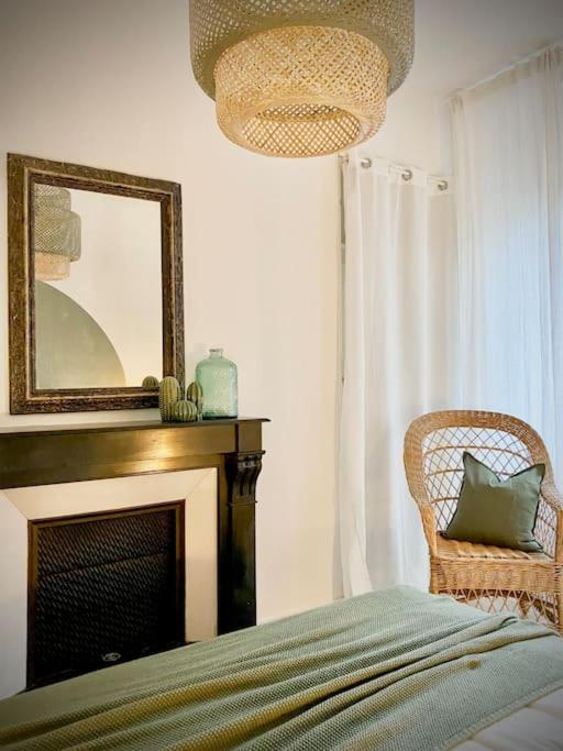 Le Condorcet. Charme Et Confort A Championnet Grenoble Exteriör bild